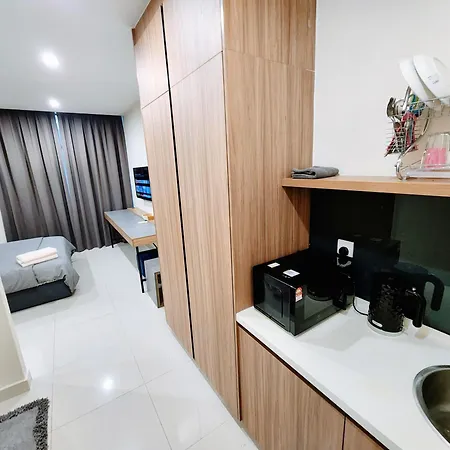 Kozi Square Twin Room With Free Wi-Fi & Carpark Kuching Exterior photo